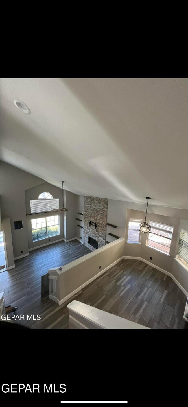 Building Photo - 7548 Plaza Taurina Dr