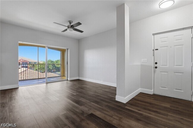 Building Photo - 6321 Aragon Way