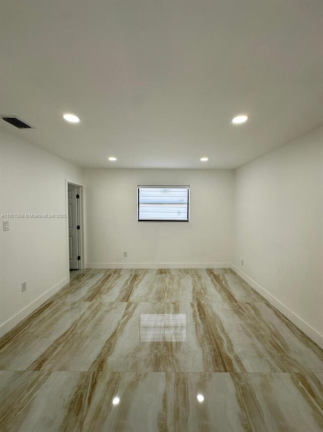 Building Photo - 19823 SW 119th Ct