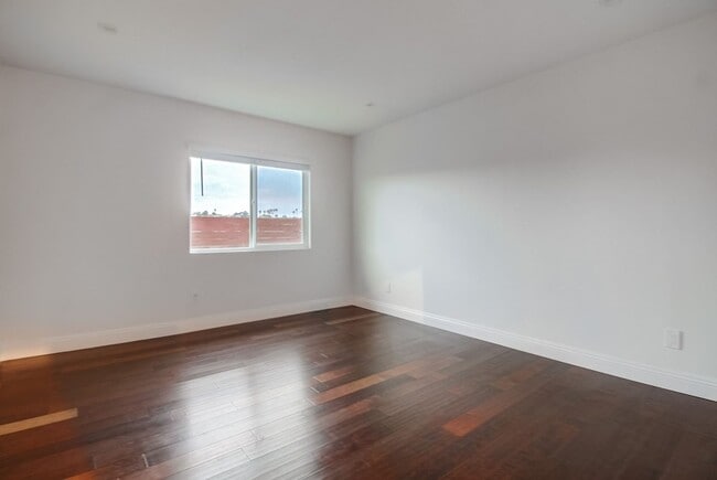 Building Photo - Beautiful Home in the Heart of Point Loma
