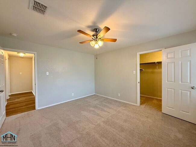 Building Photo - 13714 Altamirano