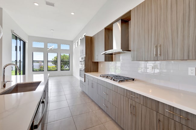 Building Photo - 8660 W Parkland Bay Trl