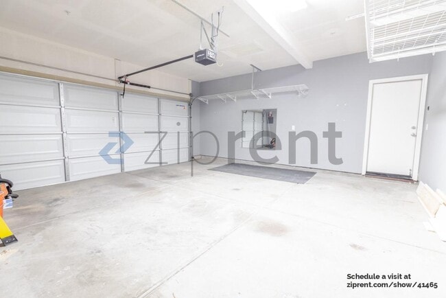 Building Photo - 776 Open Range Ave