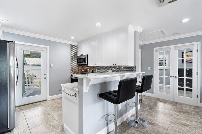 Building Photo - 1779 Len Dr