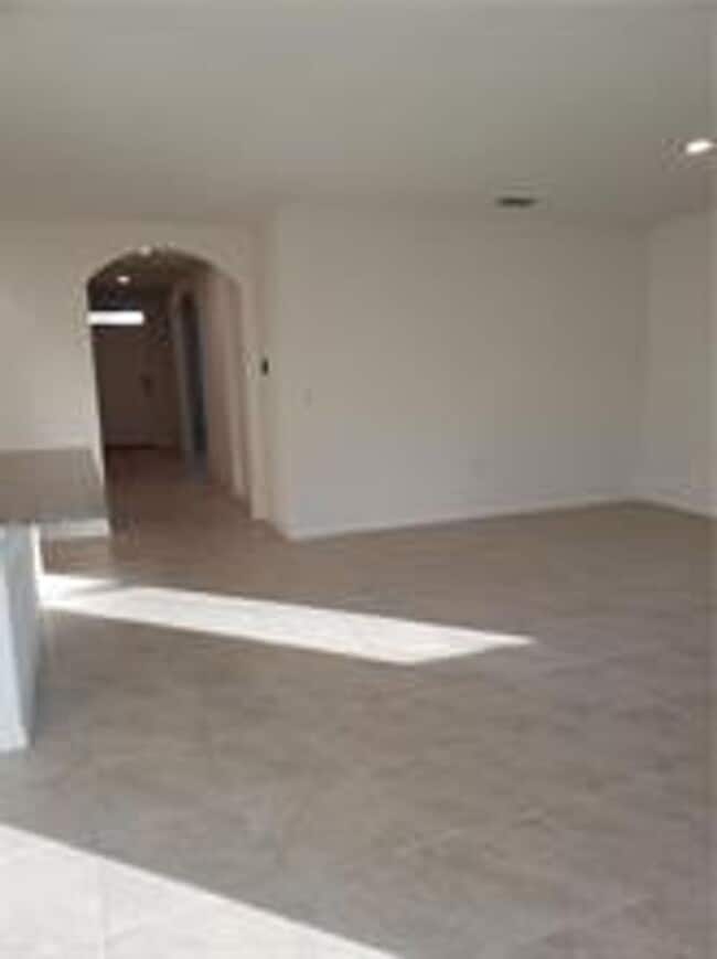 Building Photo - Riviera Bella - River Community Welcome to your new home!  CALL Sheila 407-687-7900