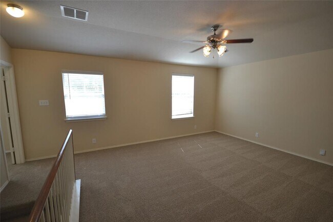 Building Photo - 409 Riverine Way