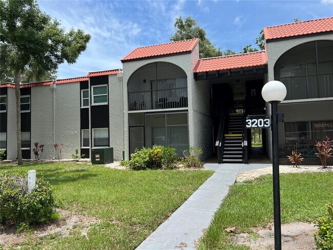 Primary Photo - 3203 S Beneva Rd