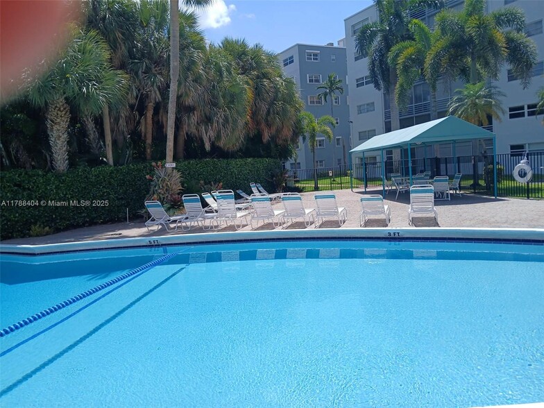 Building Photo - 1425 Atlantic Shores Blvd