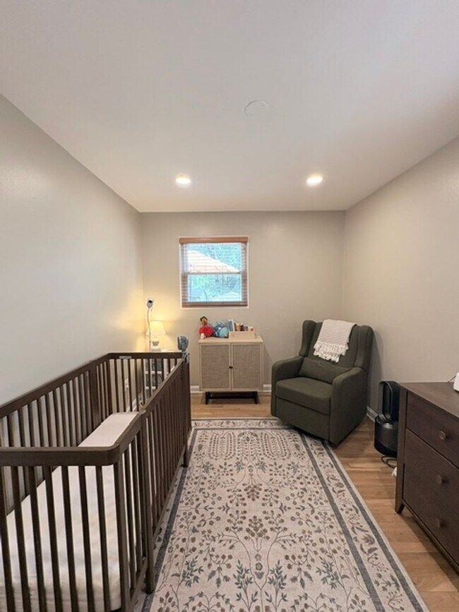 Building Photo - 13520 Grenoble Dr