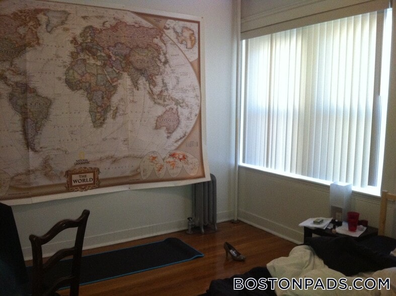 Building Photo - 95 Park Dr