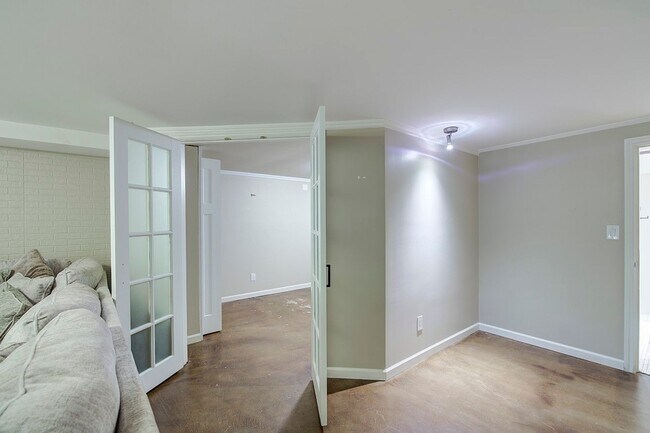 Building Photo - 4Bd/1.75Ba Edmonds House