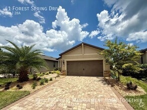 Building Photo - 41 Forest Spring Dr
