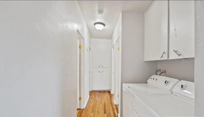 Building Photo - 1325 E 5th N