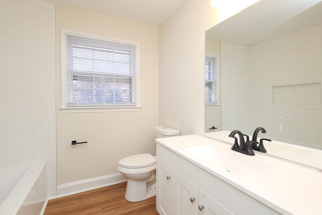 Building Photo - 937 Green Cir Dr