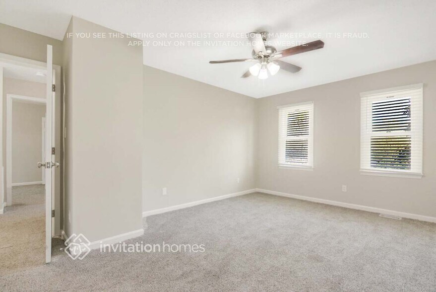 Building Photo - 51 Enesco Cir