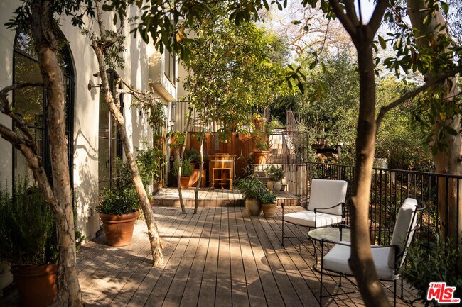 Building Photo - 7776 Firenze Ave