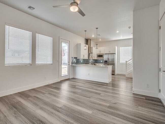 Building Photo - Beautiful New Construction Home in Oklahom...