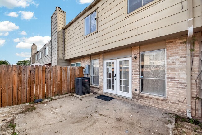 Building Photo - 15507 Aldine Westfield Rd