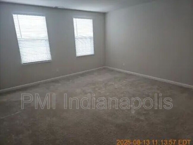 Building Photo - 1854 Cascades Dr