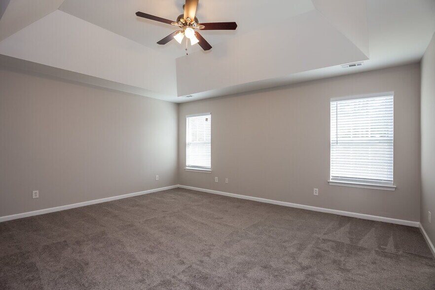 Building Photo - 2910 Oakdale Pasture Dr