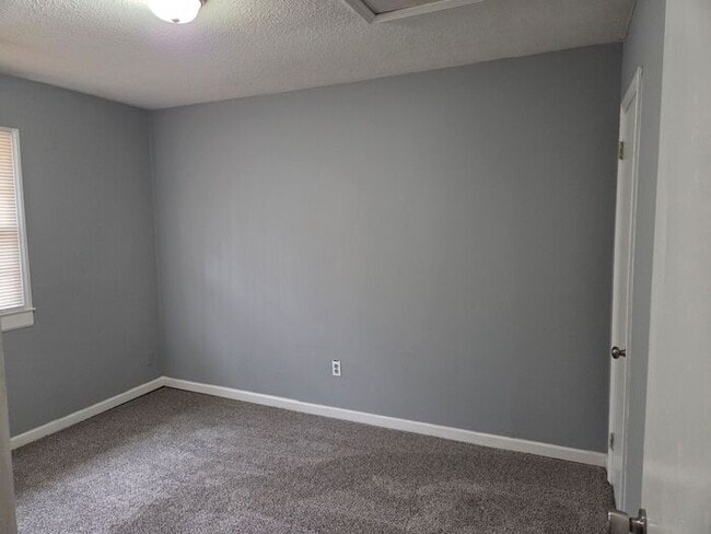 Building Photo - Great 2-bedroom apartment in Close to downtown Lexington, NC