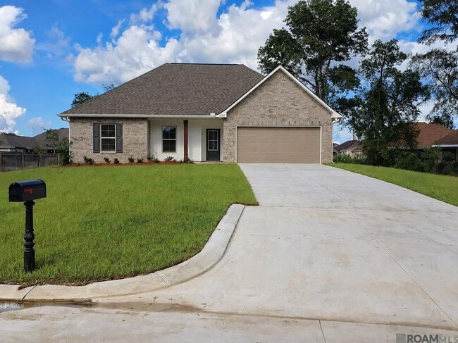 Building Photo - 23668 Sweetbriar Ct