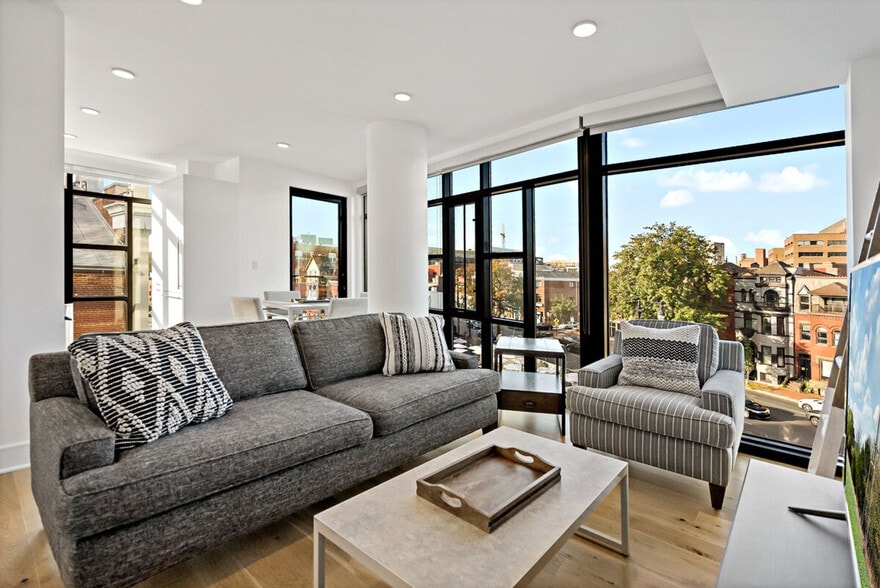 Building Photo - 1841 7th St NW