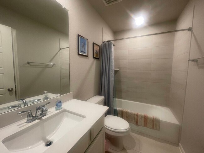 Building Photo - 10741 Yellowtail Blvd