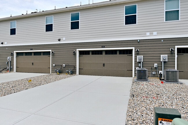 Building Photo - 2019 Mildred Rd