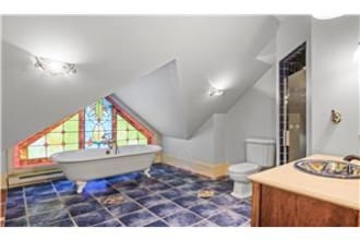 Building Photo - 3017 Knox Ave S