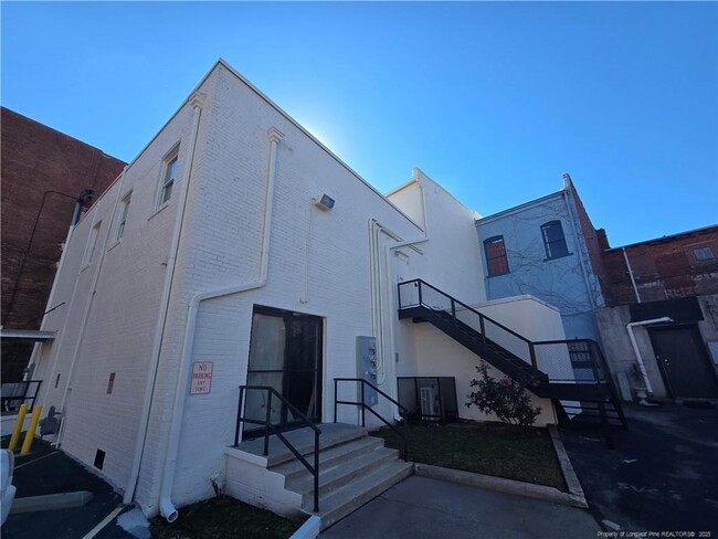 Building Photo - 214 Hay St