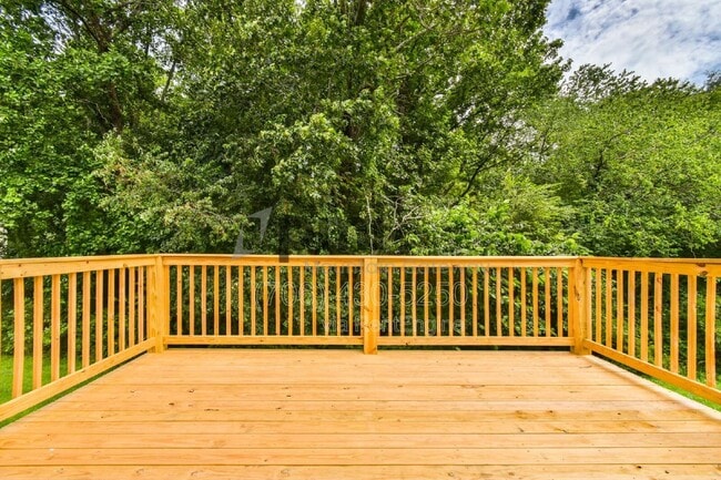 Building Photo - 138 Sunset Oaks Dr