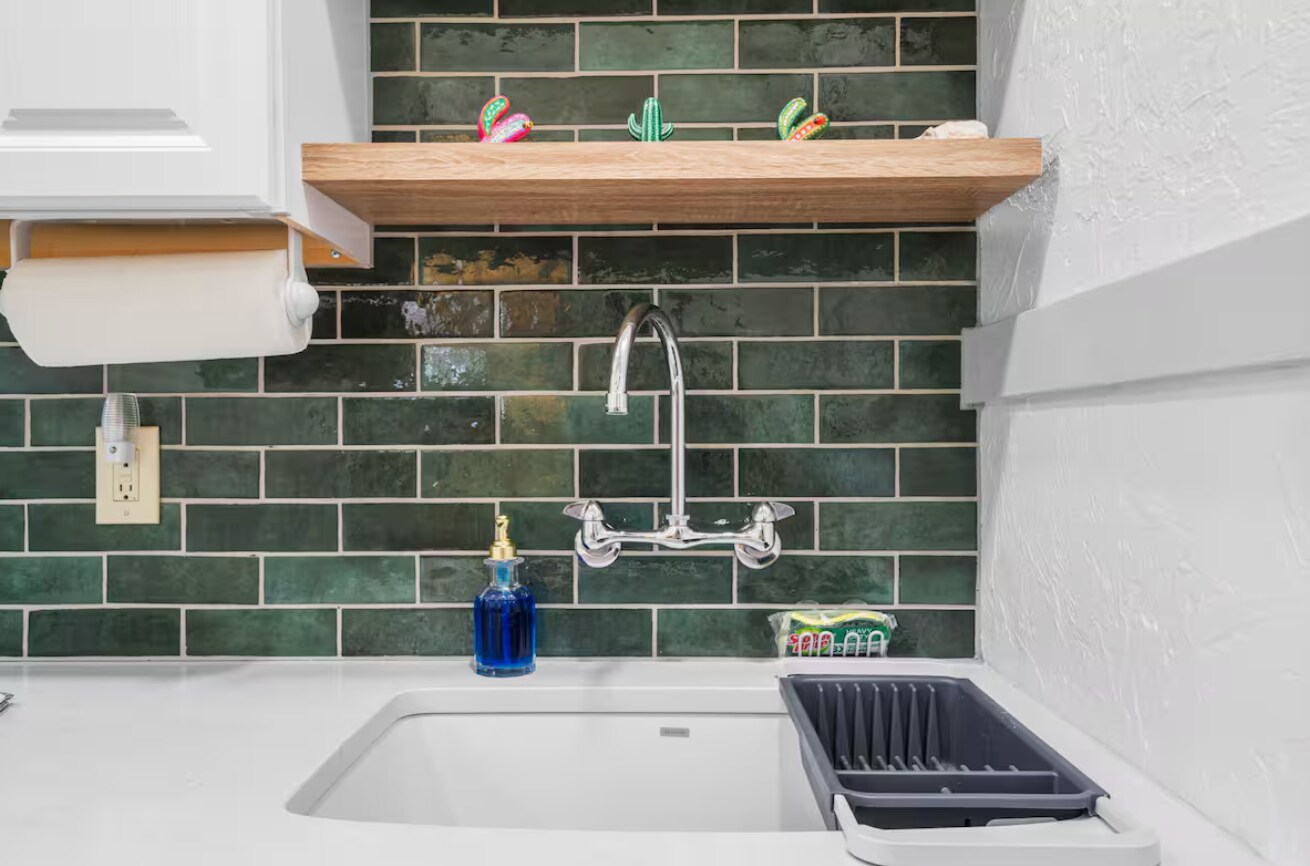 Building Photo - 311 N 3rd Ave