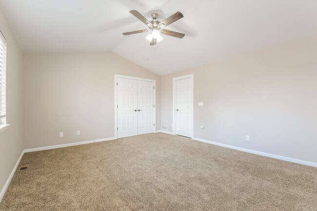 Building Photo - 13922 Hudson Way