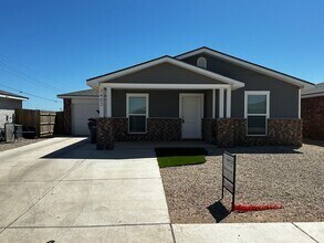 Building Photo - Available July 21st in Upland West: Awesom...
