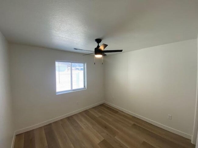 Building Photo - 3 bedroom- 2 bath 4 Plex - Brand New Construction