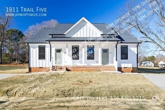 Building Photo - 1911 Trail Five