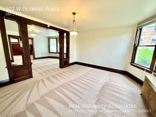Building Photo - 302 W Olympic Pl