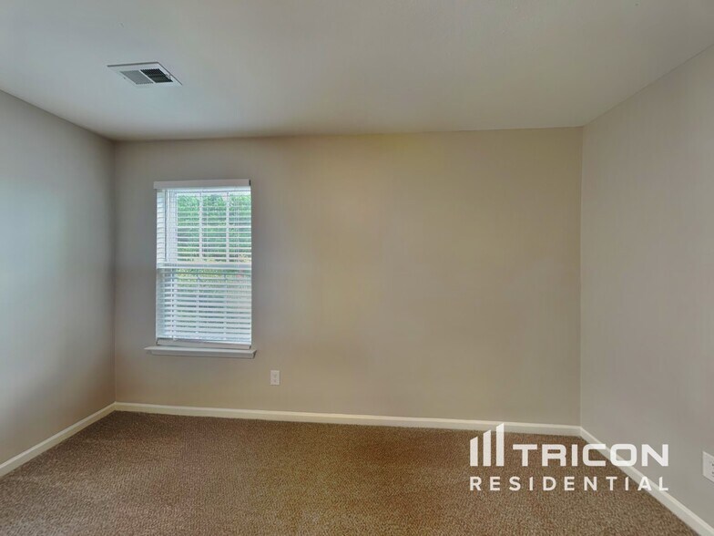 Building Photo - 3879 Williamston Park Ct