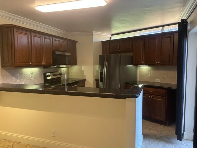 Building Photo - 8345 Trent Ct