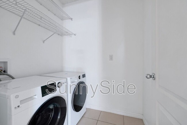 Building Photo - 318 Briar Patch Lp