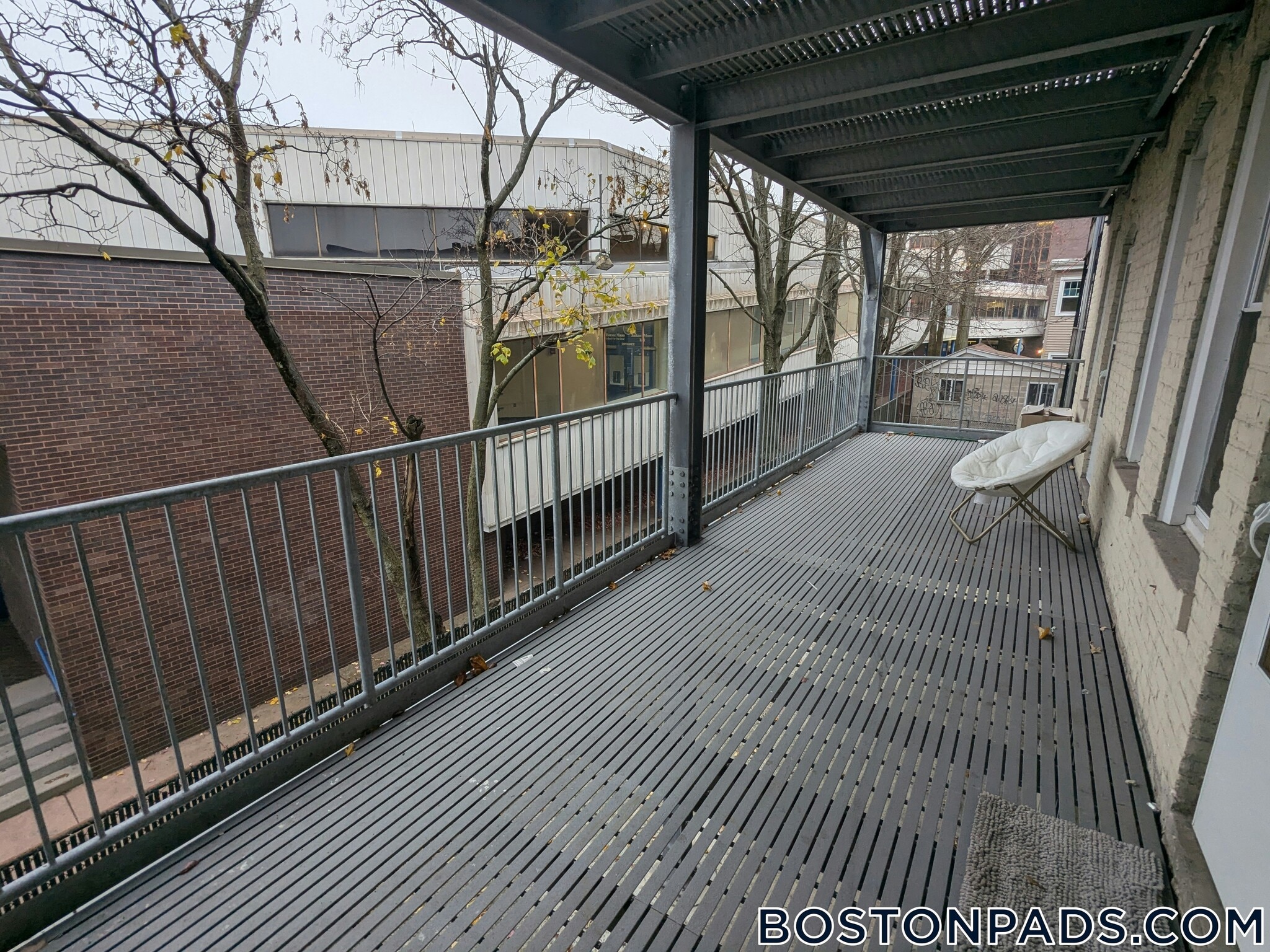 Building Photo - 6 Barrows St