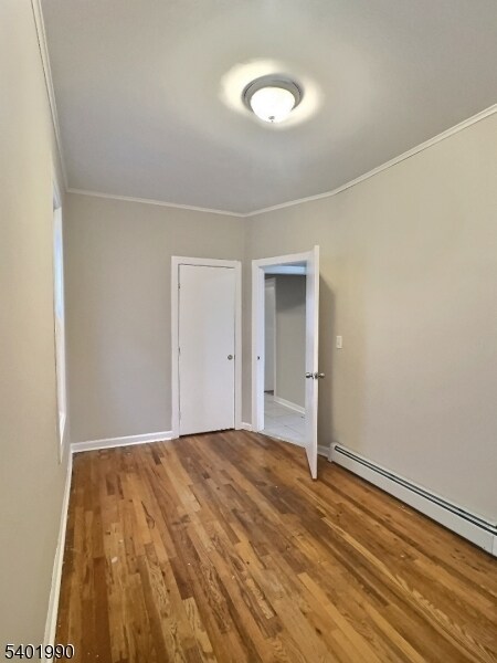 Building Photo - 581 Walnut St