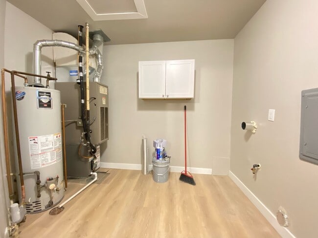 Building Photo - 3 Bedroom Home in Hammond