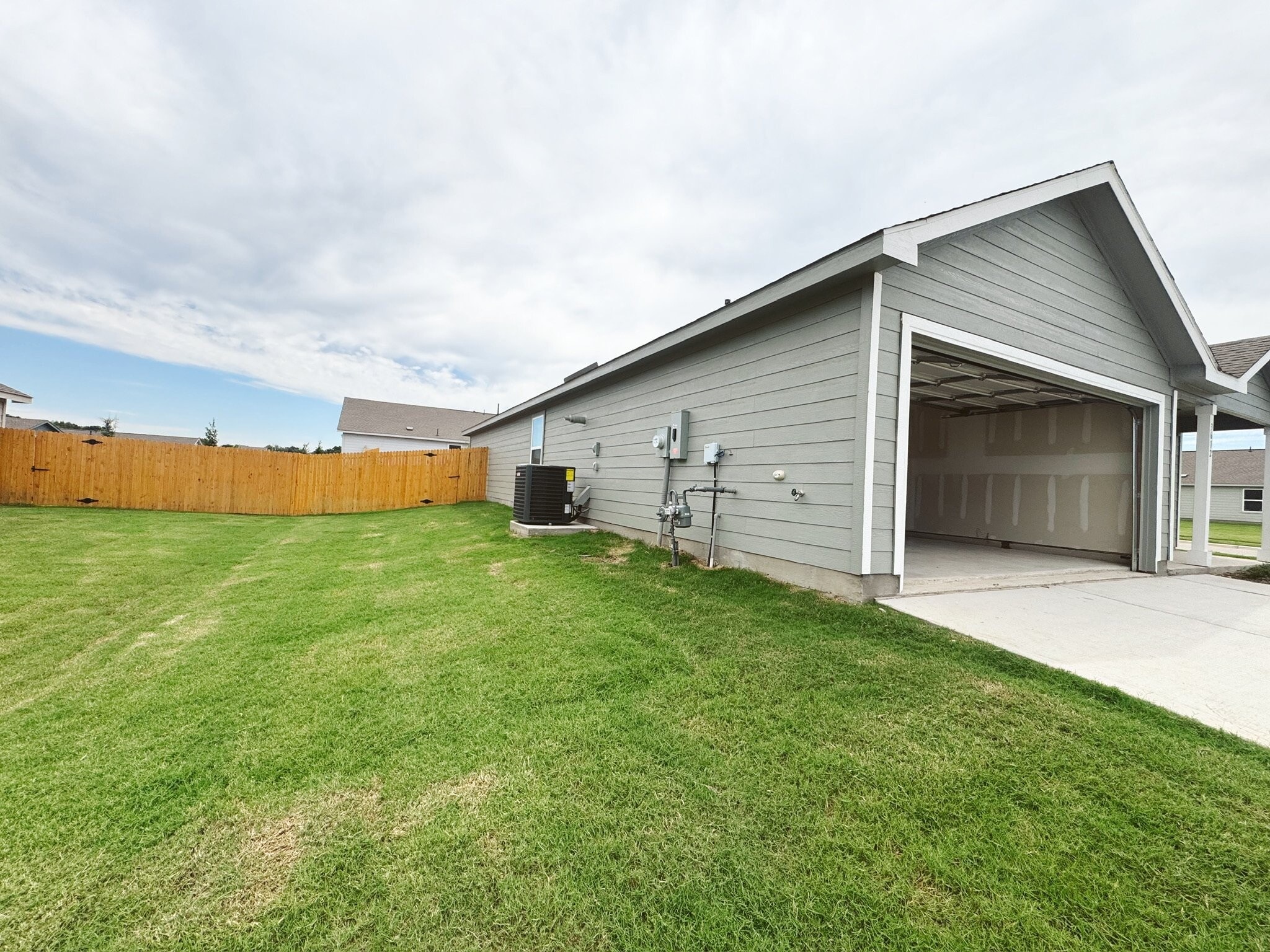 Building Photo - 3612 Chambray Dr