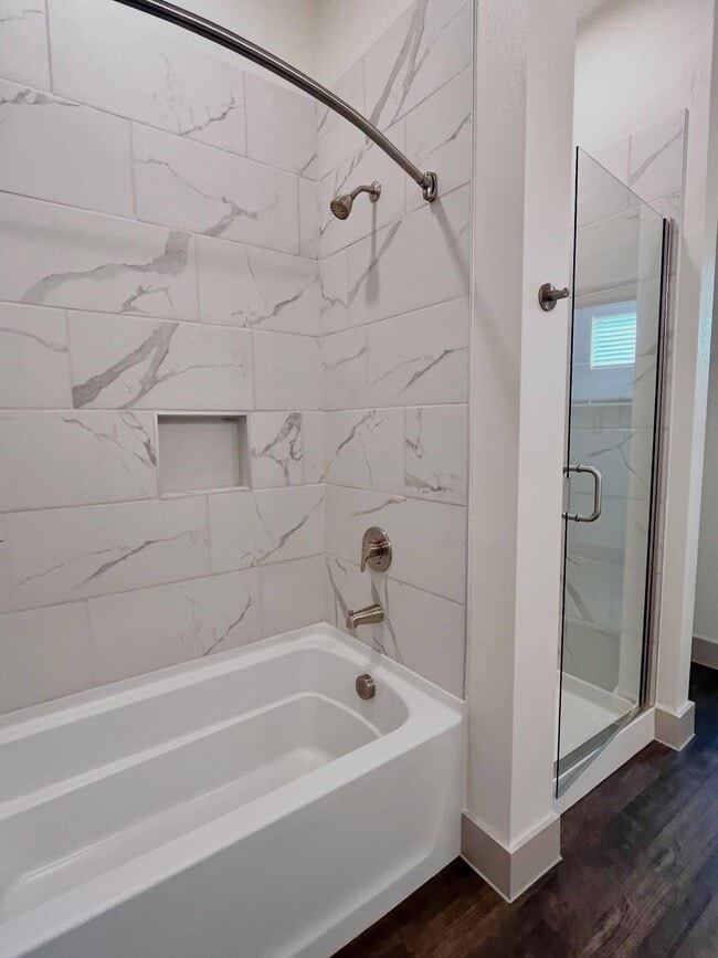 Building Photo - Oak Grove Lane, Aubrey, TX 76227 - 2 BR 2 BA detached house