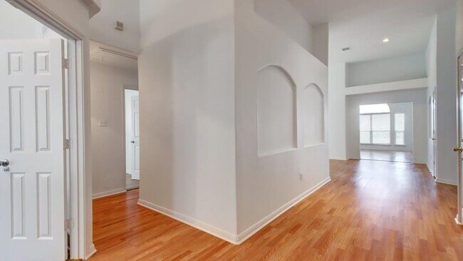Building Photo - 11717 Dunfries Ln