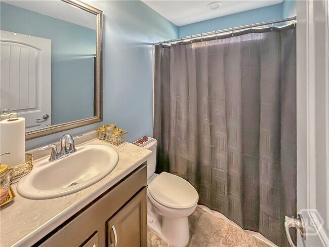 Building Photo - 278 Willow Point Cir