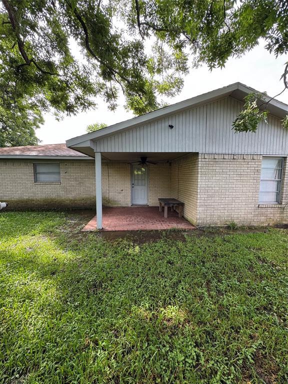 Building Photo - 7240 Kings Dr
