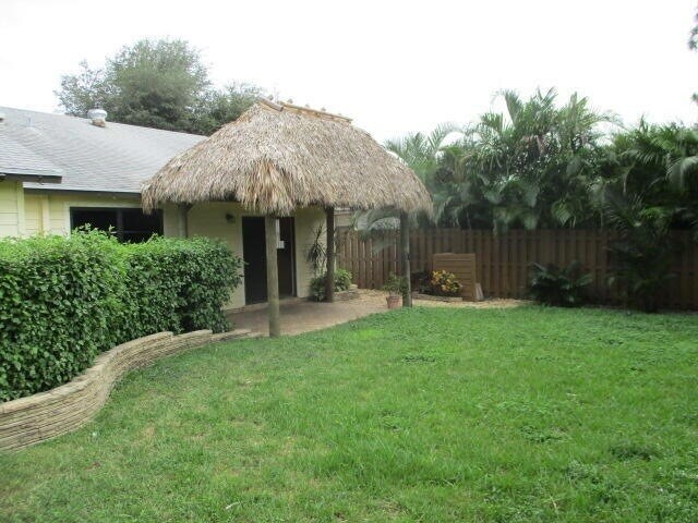 Building Photo - 9077 E Highland Pines Dr